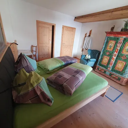 Apartment Schuster Braies